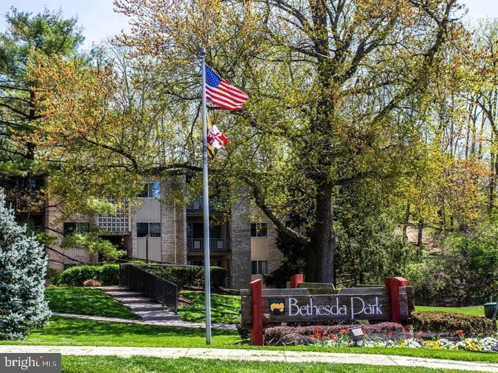 5202 Crossfield Court #126, Rockville