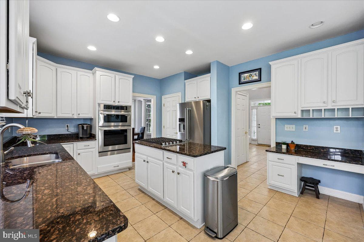 21201 Hickory Forest Way photo 24