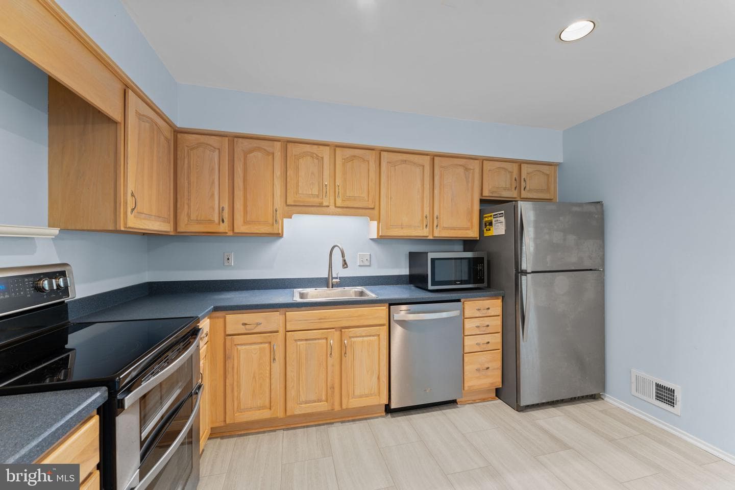 20418 Shadow Oak Court photo 23