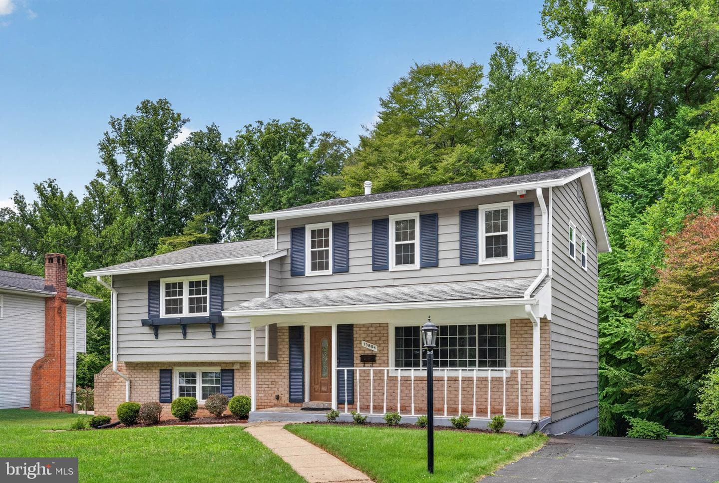13804 Drake Drive photo 3