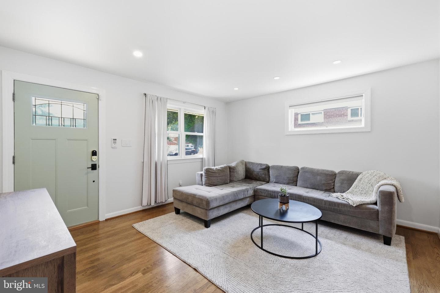 11315 Schuylkill Road photo 2