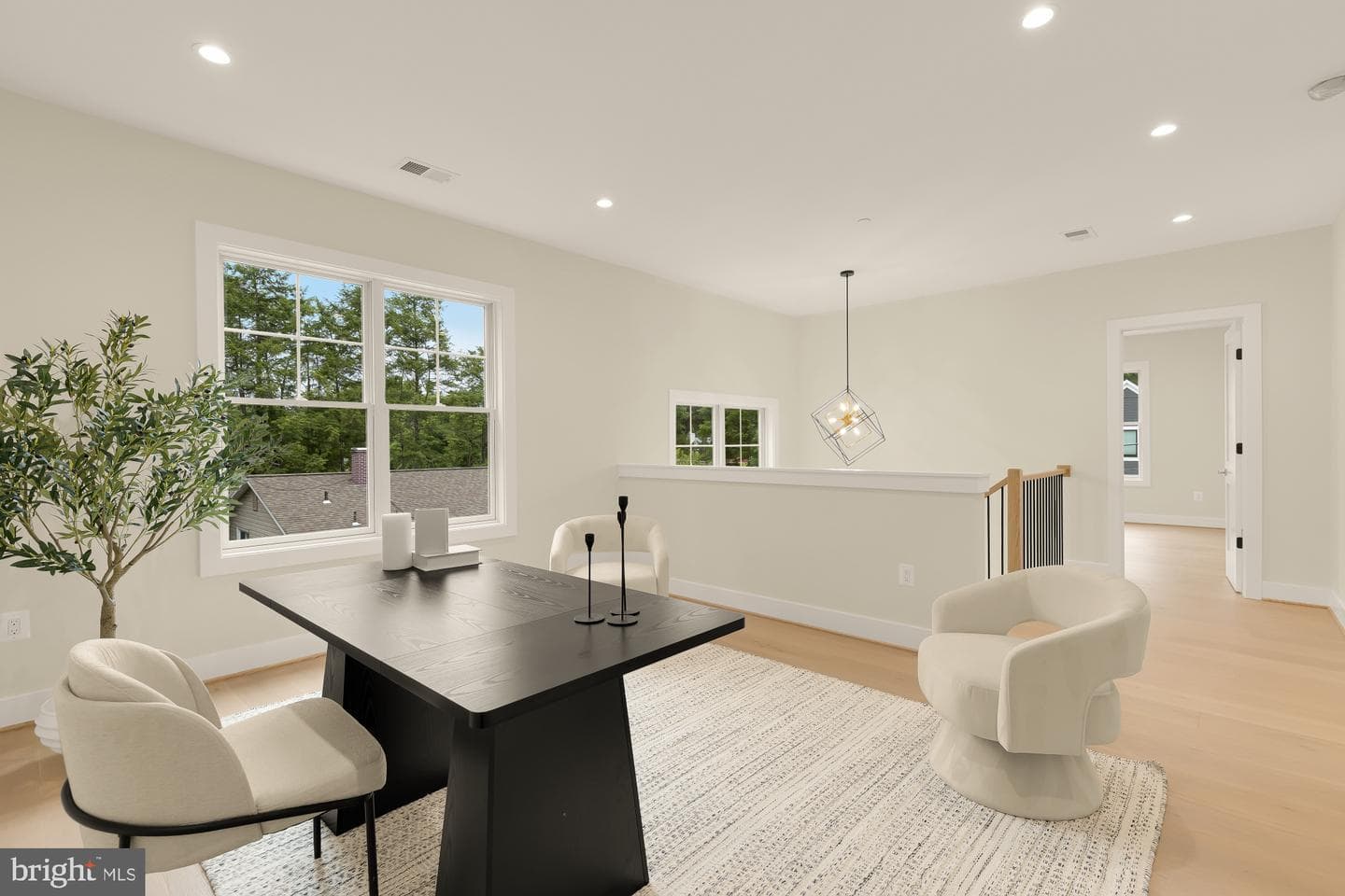 7008 Amy Lane photo 43