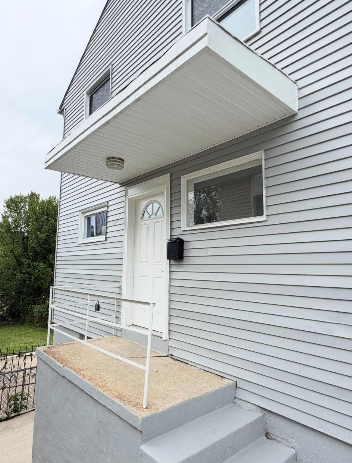 12111 Bluhill Road photo 1