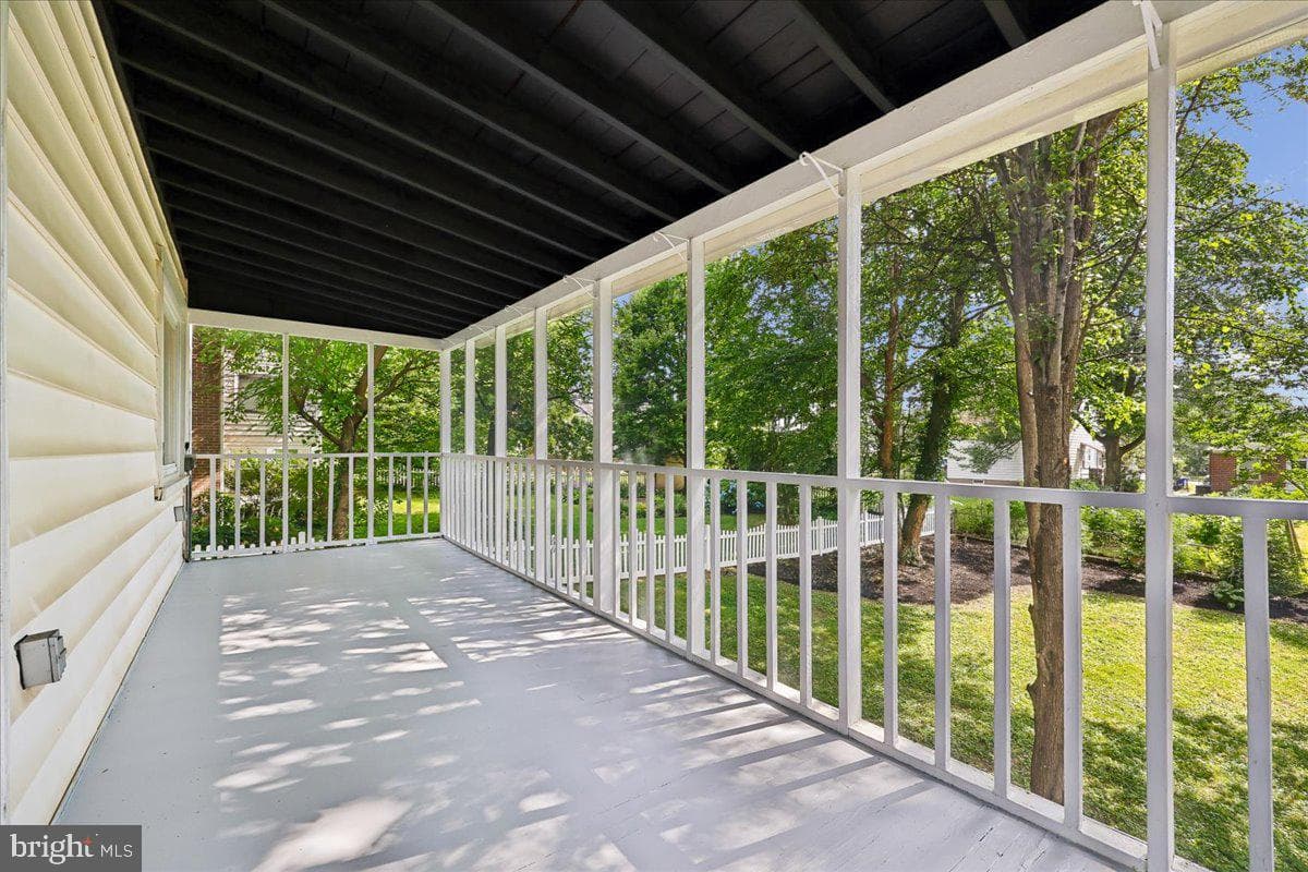 10404 Amherst Avenue photo 35