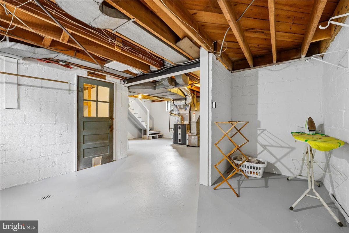 10404 Amherst Avenue photo 39