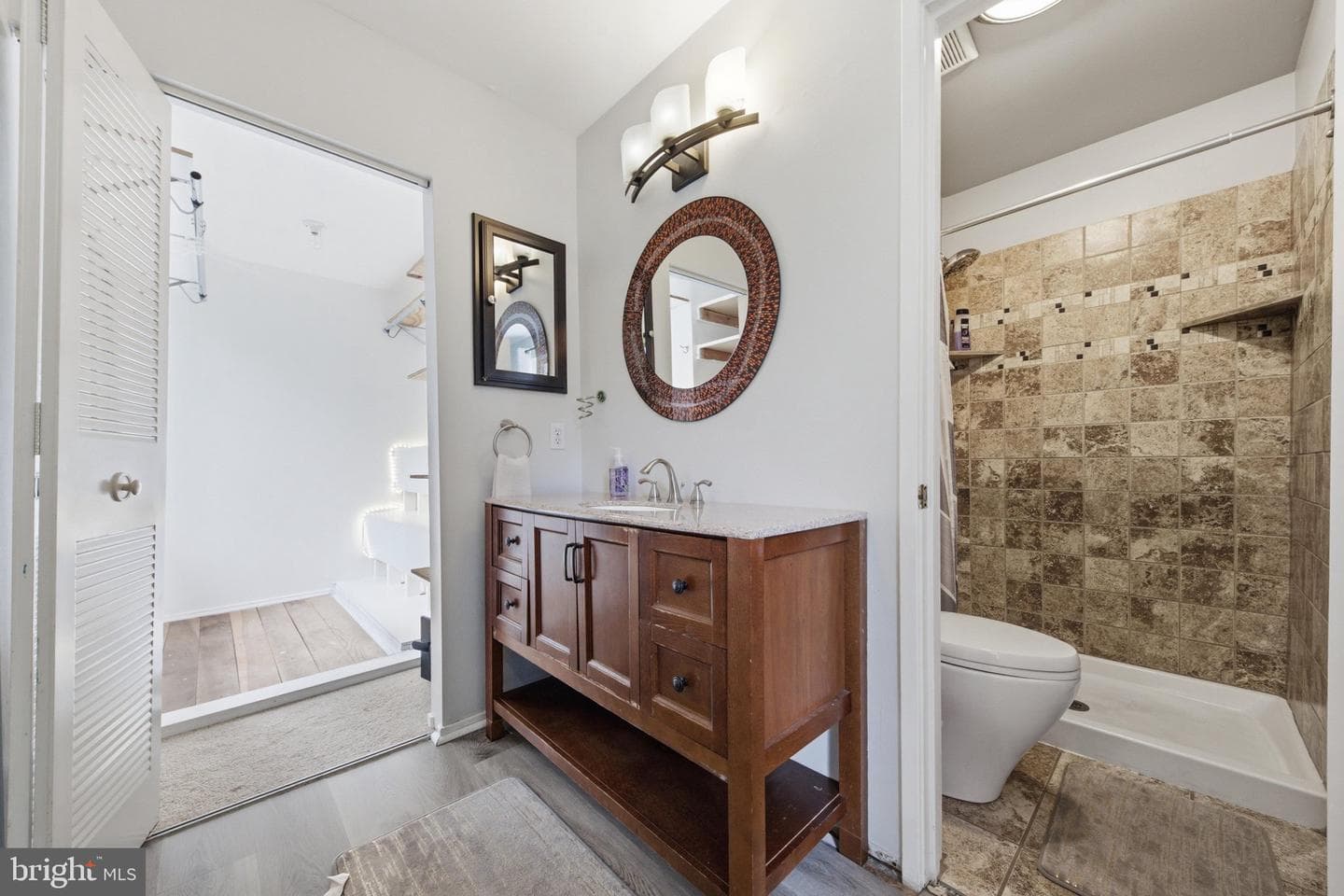 10725 Wayridge Drive photo 25