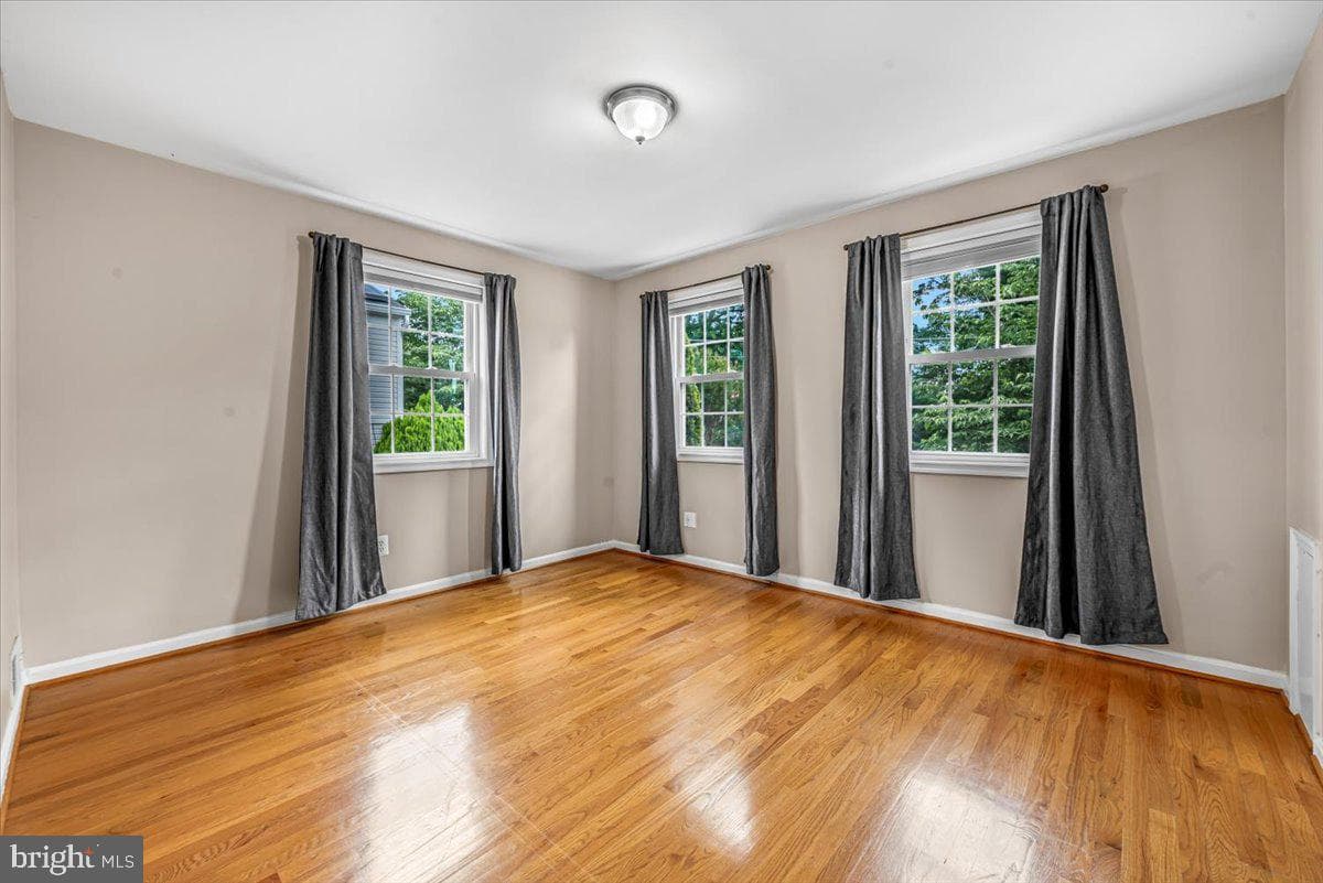 11112 Woodson Avenue photo 13