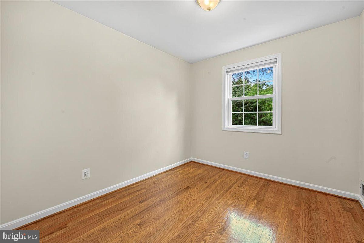 11112 Woodson Avenue photo 15