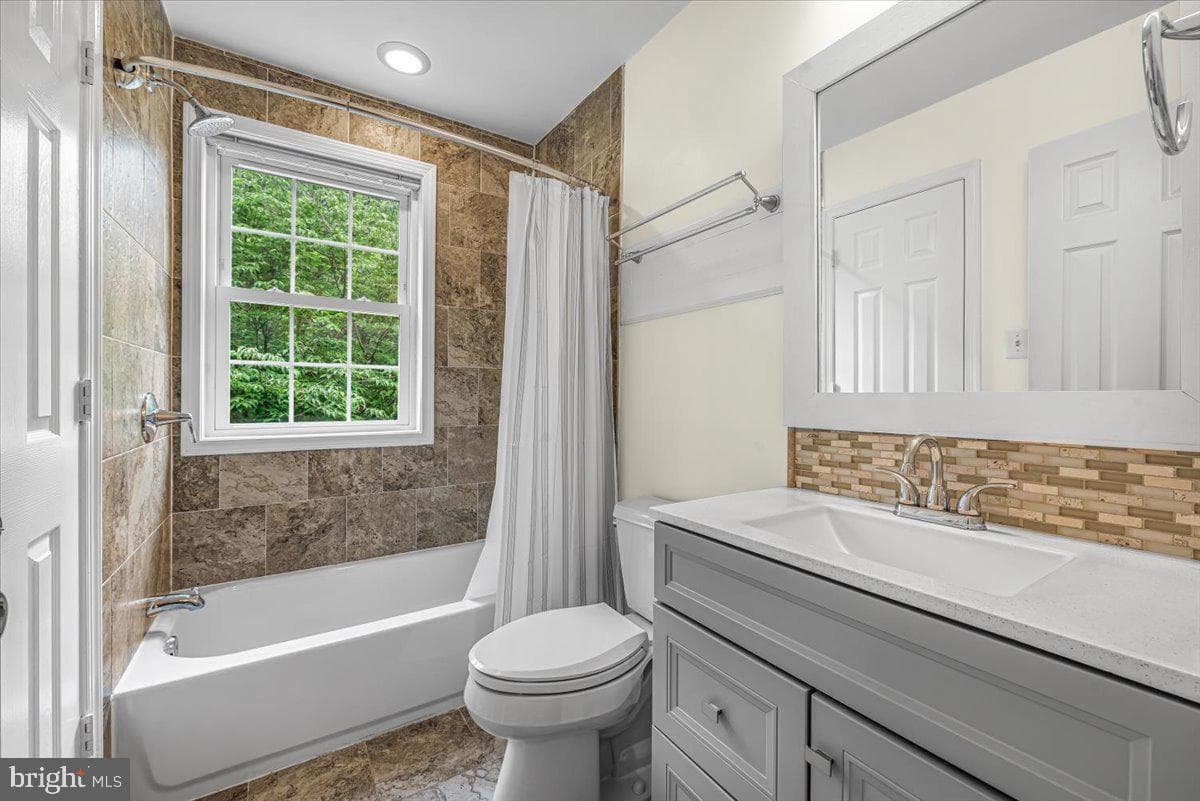 11112 Woodson Avenue photo 17