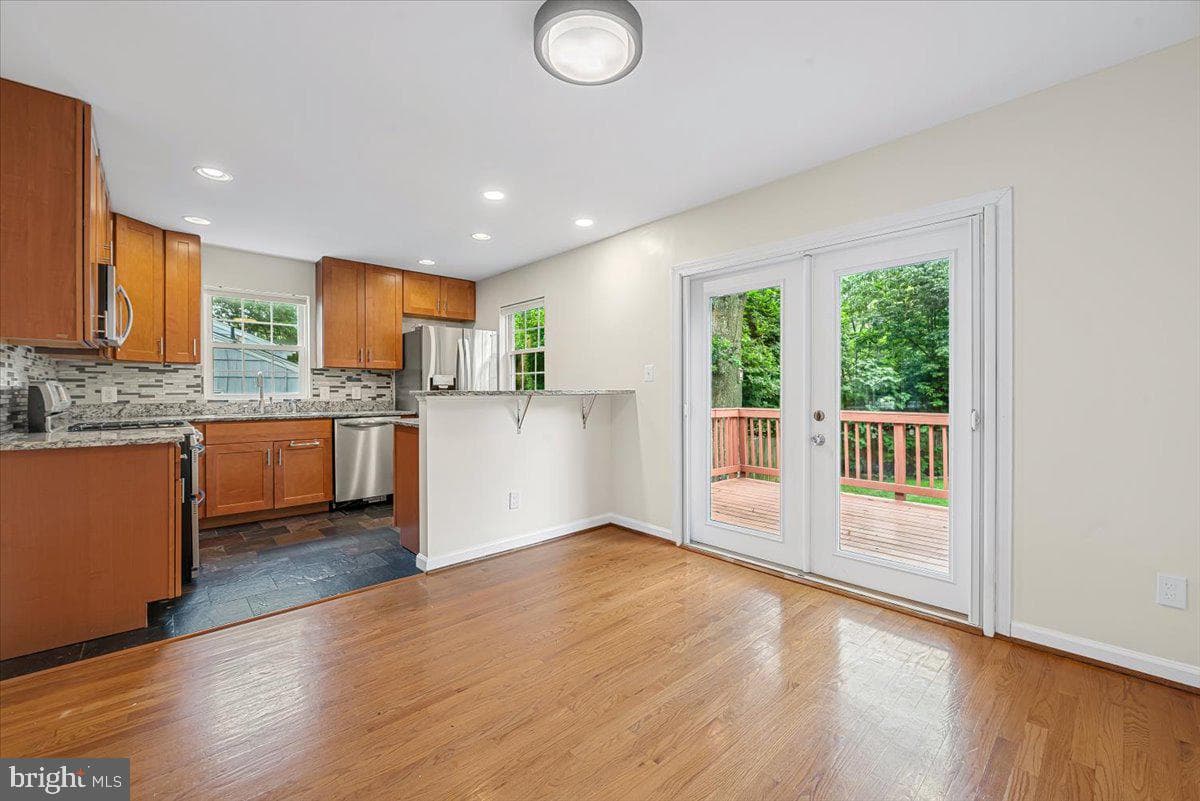 11112 Woodson Avenue photo 9