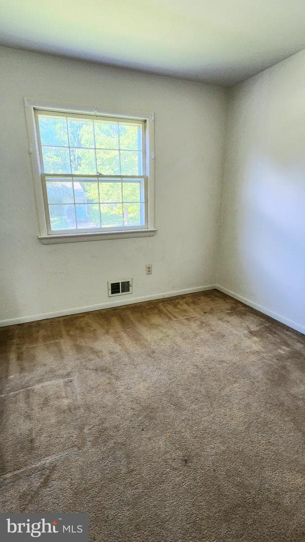 516 Lynch Street photo 12