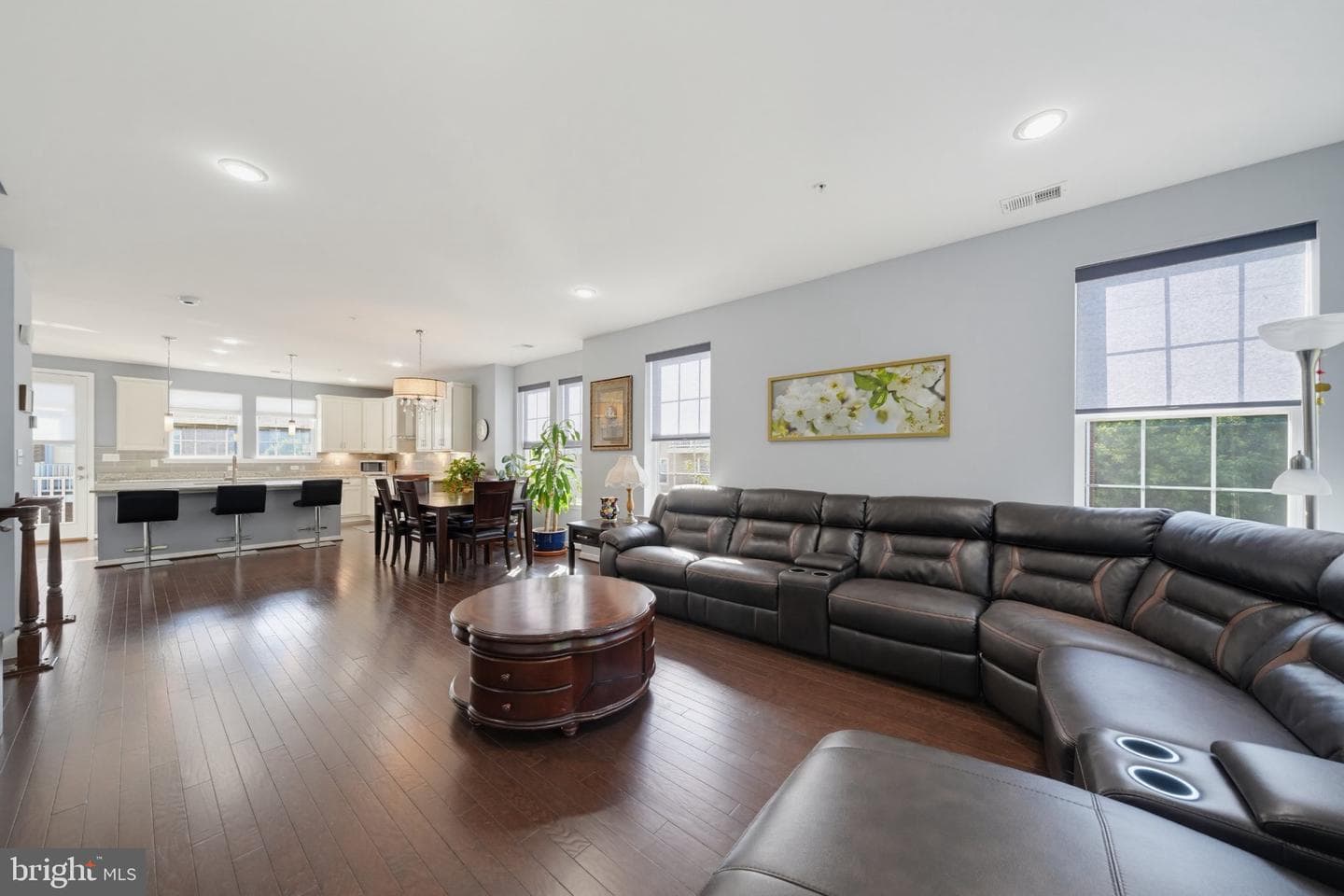 11 Fairbanks Drive photo 5