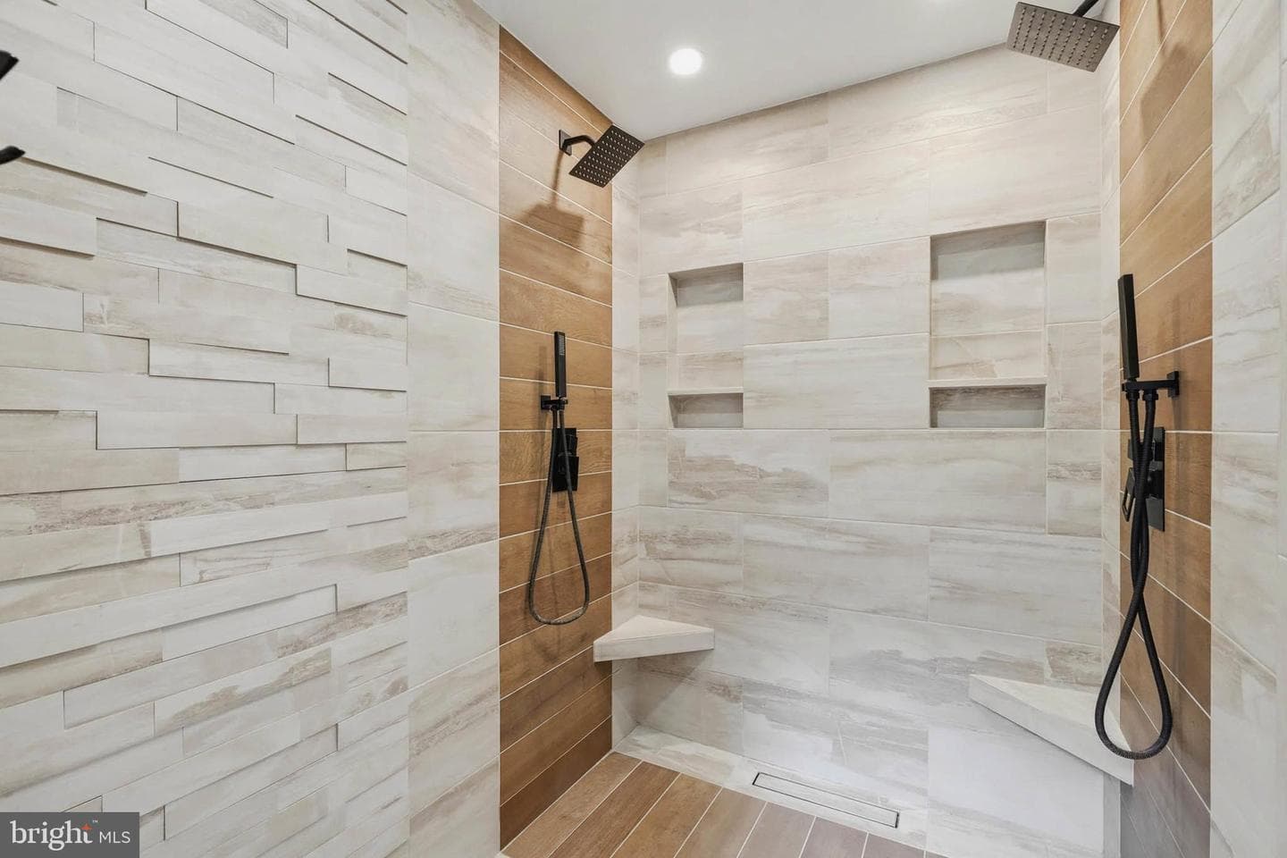 20605 Hazelnut Court photo 46