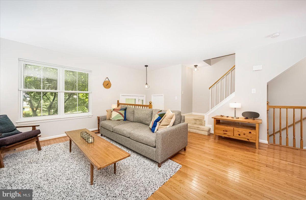 18123 Homeland Drive photo 10