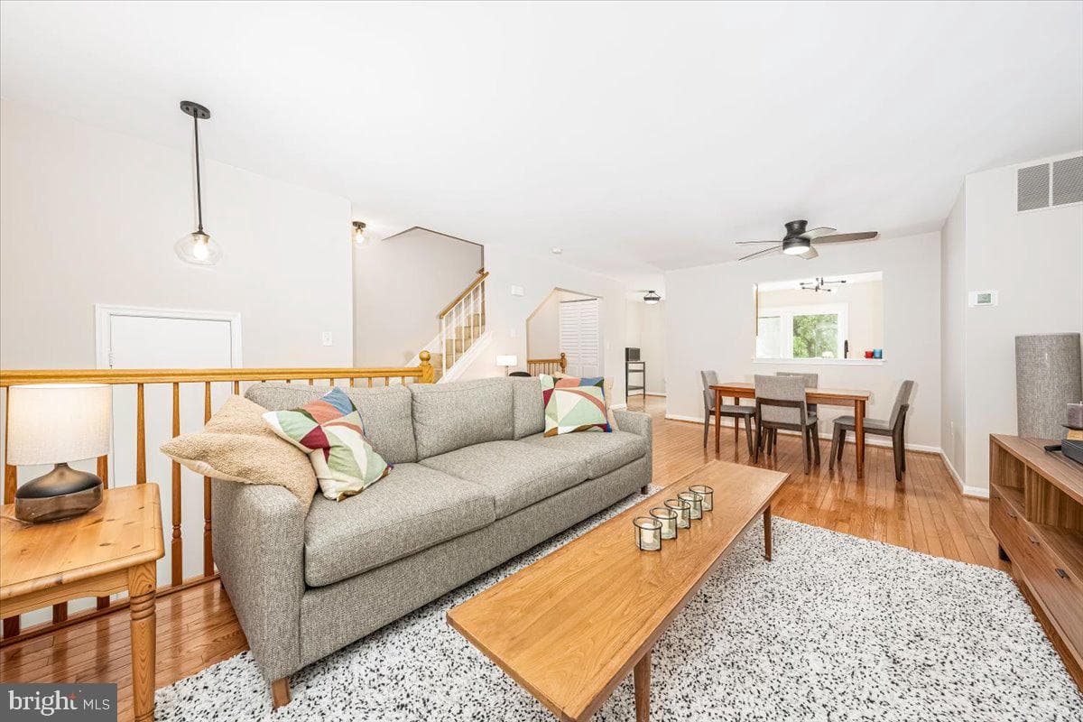 18123 Homeland Drive photo 12