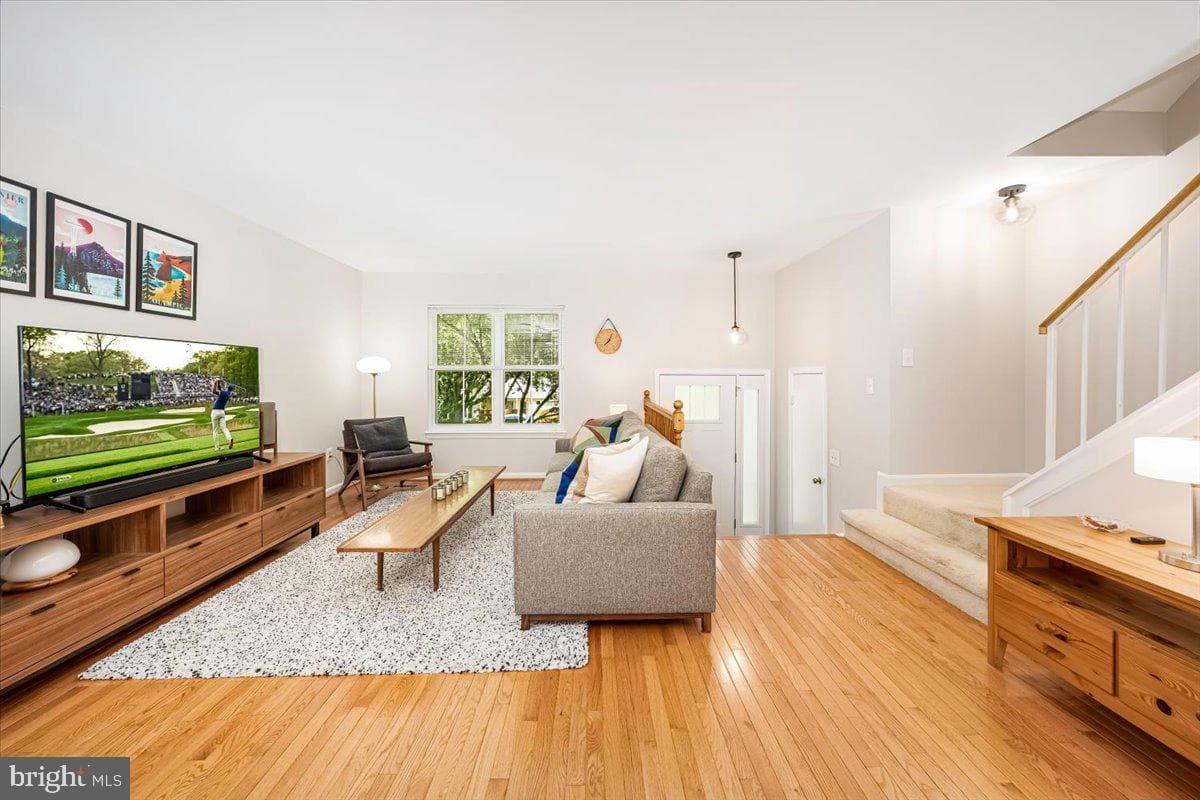 18123 Homeland Drive photo 9