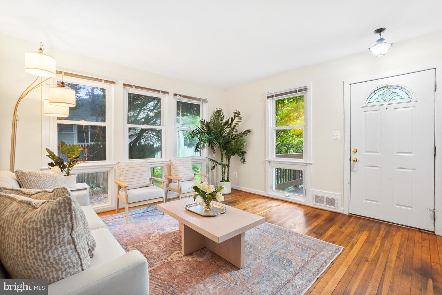 1217 Edmonston photo 10
