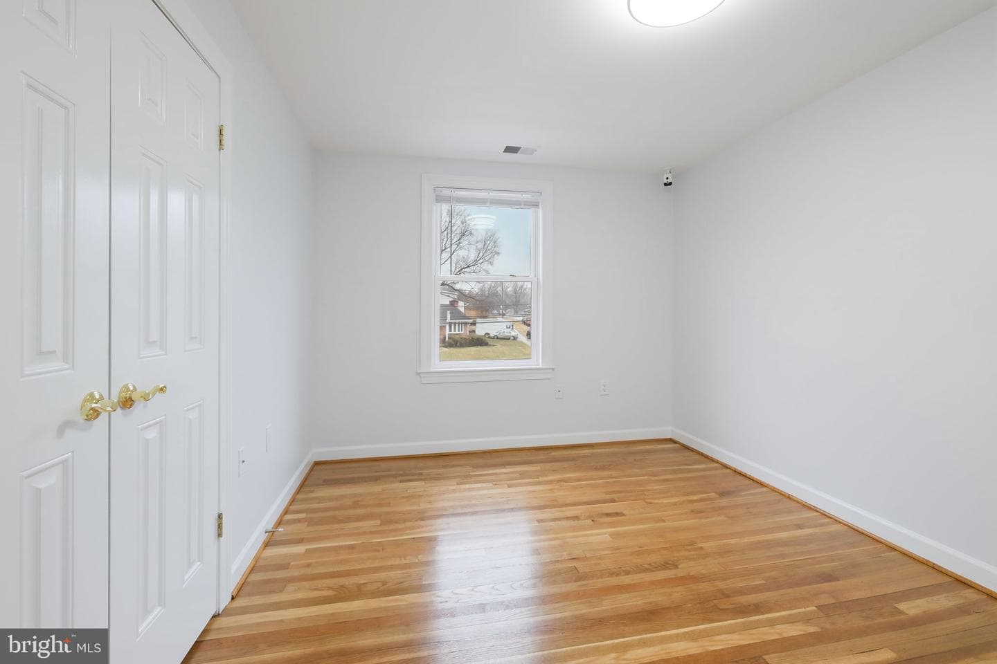 711 Lamberton Drive photo 39