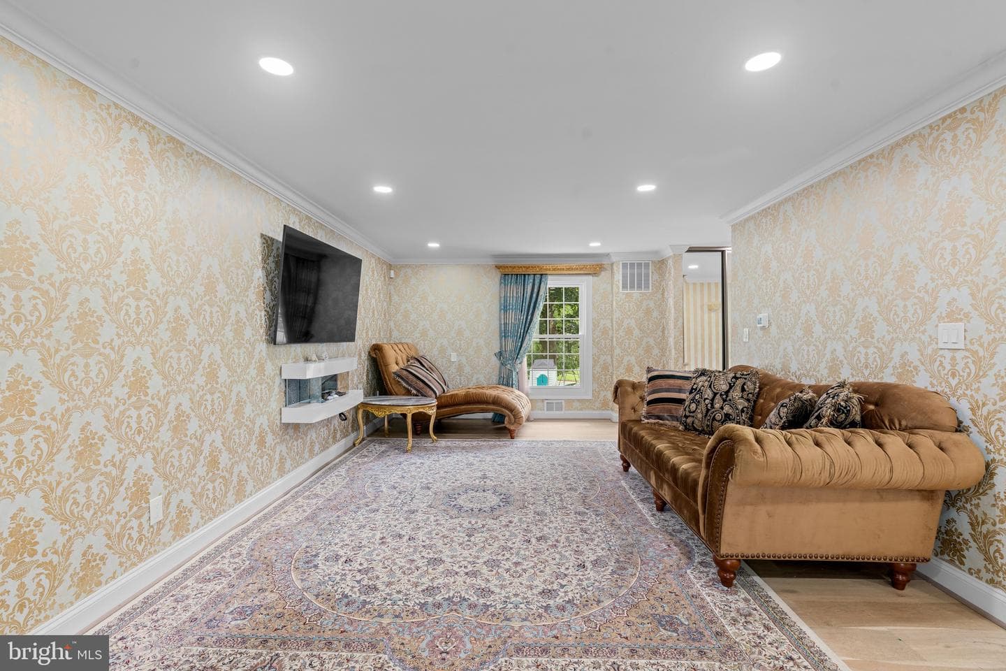 10904 Gainsborough Road photo 15