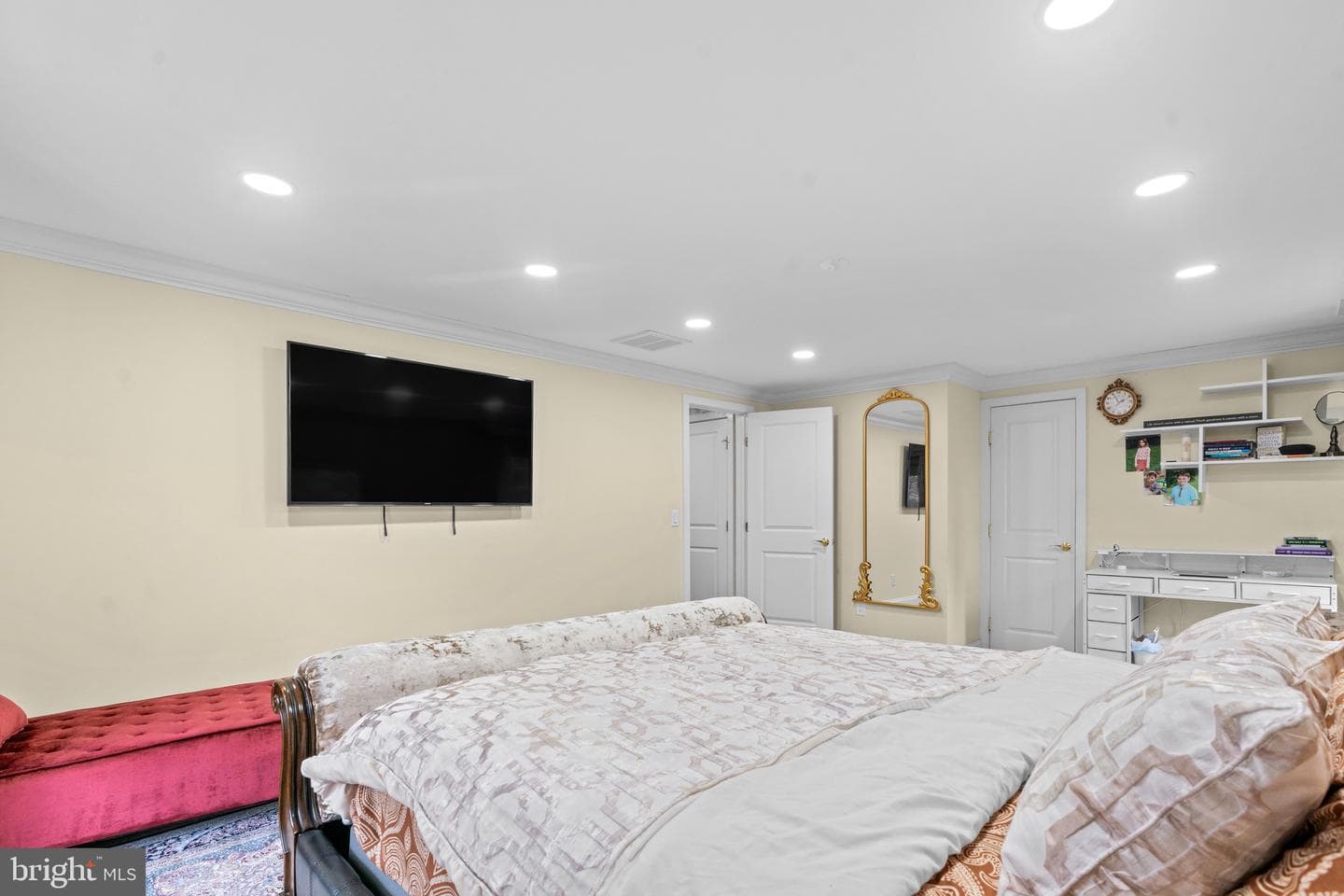 10904 Gainsborough Road photo 22