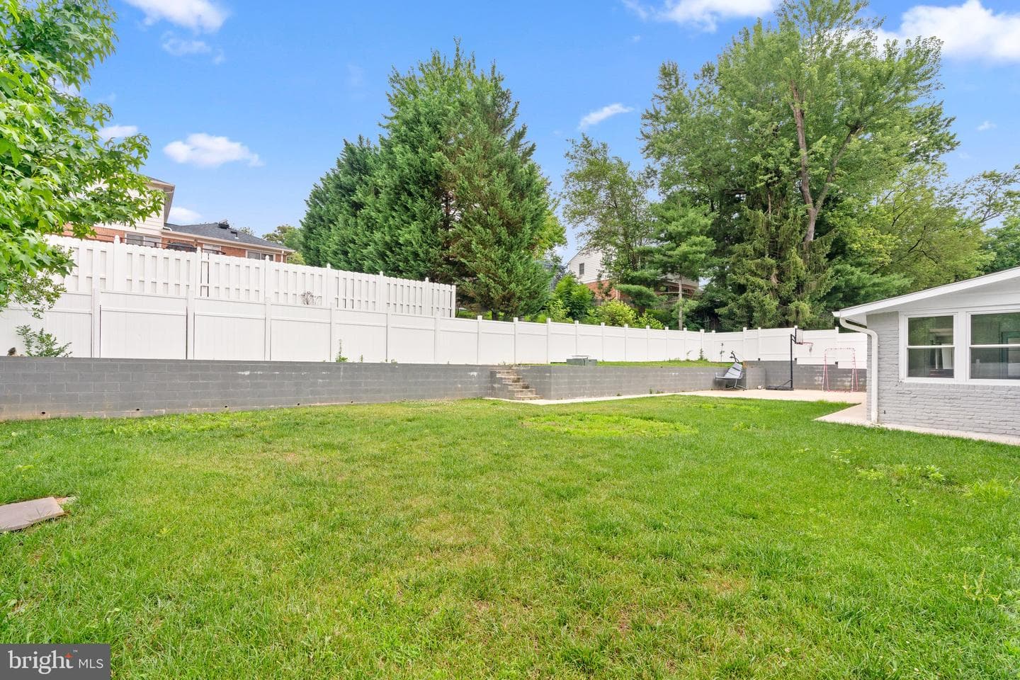10904 Gainsborough Road photo 50