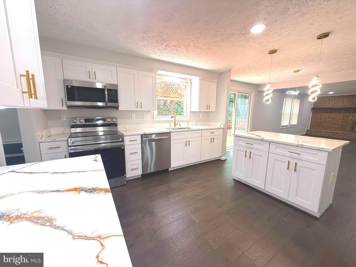 20345 Watkins Meadow Drive photo 8