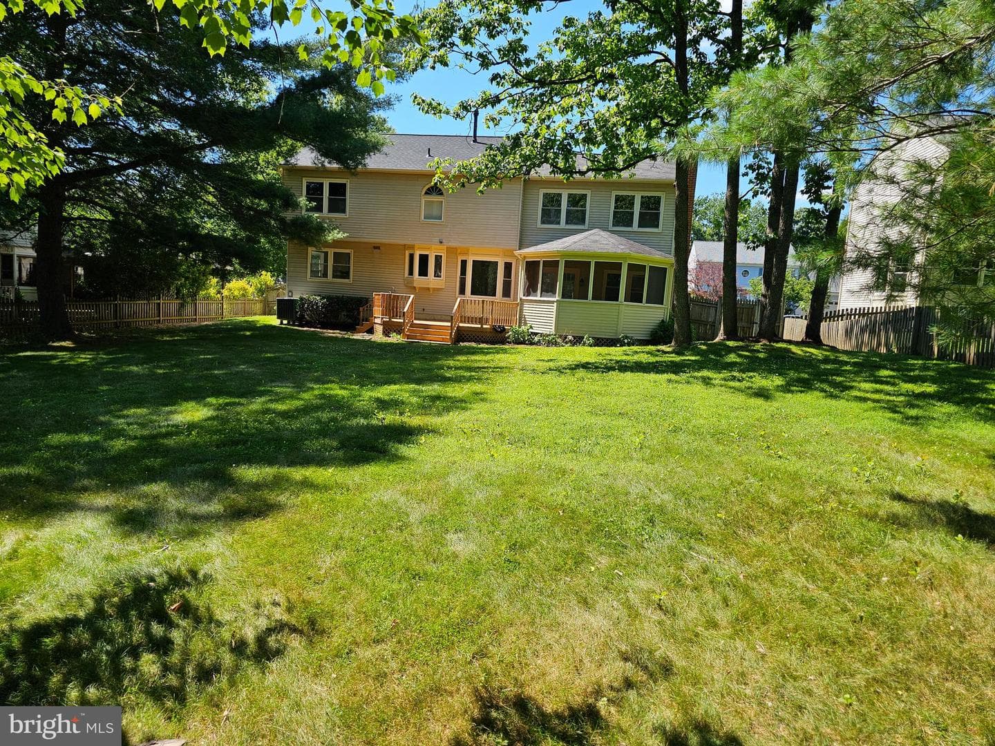 4224 Thorncroft Terrace photo 33
