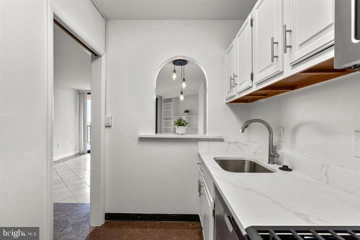 4242 East-West Highway #809 photo 4