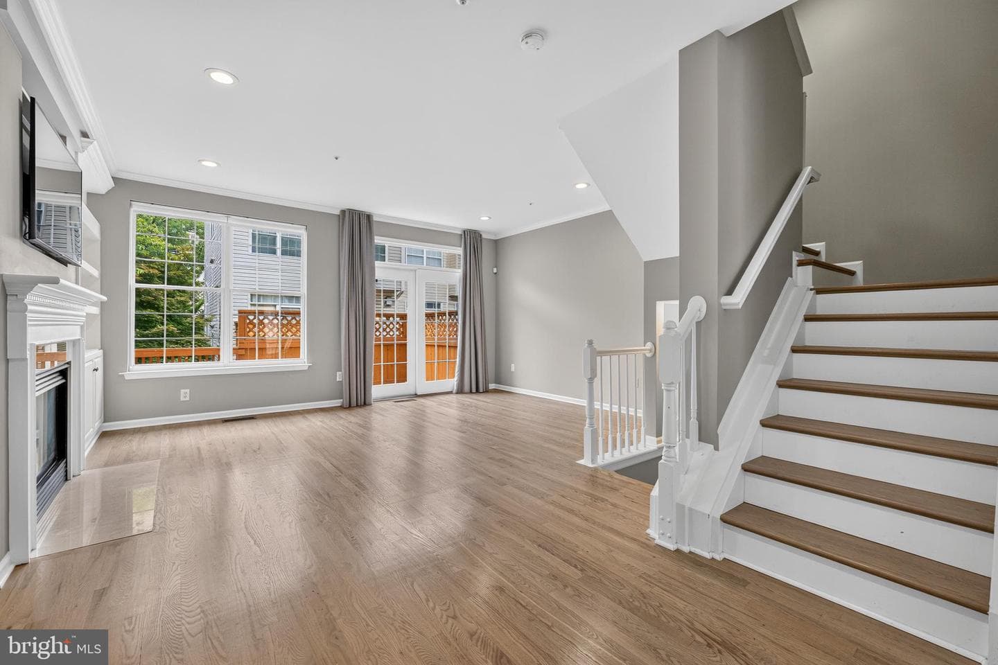 9756 Athletic Way photo 3