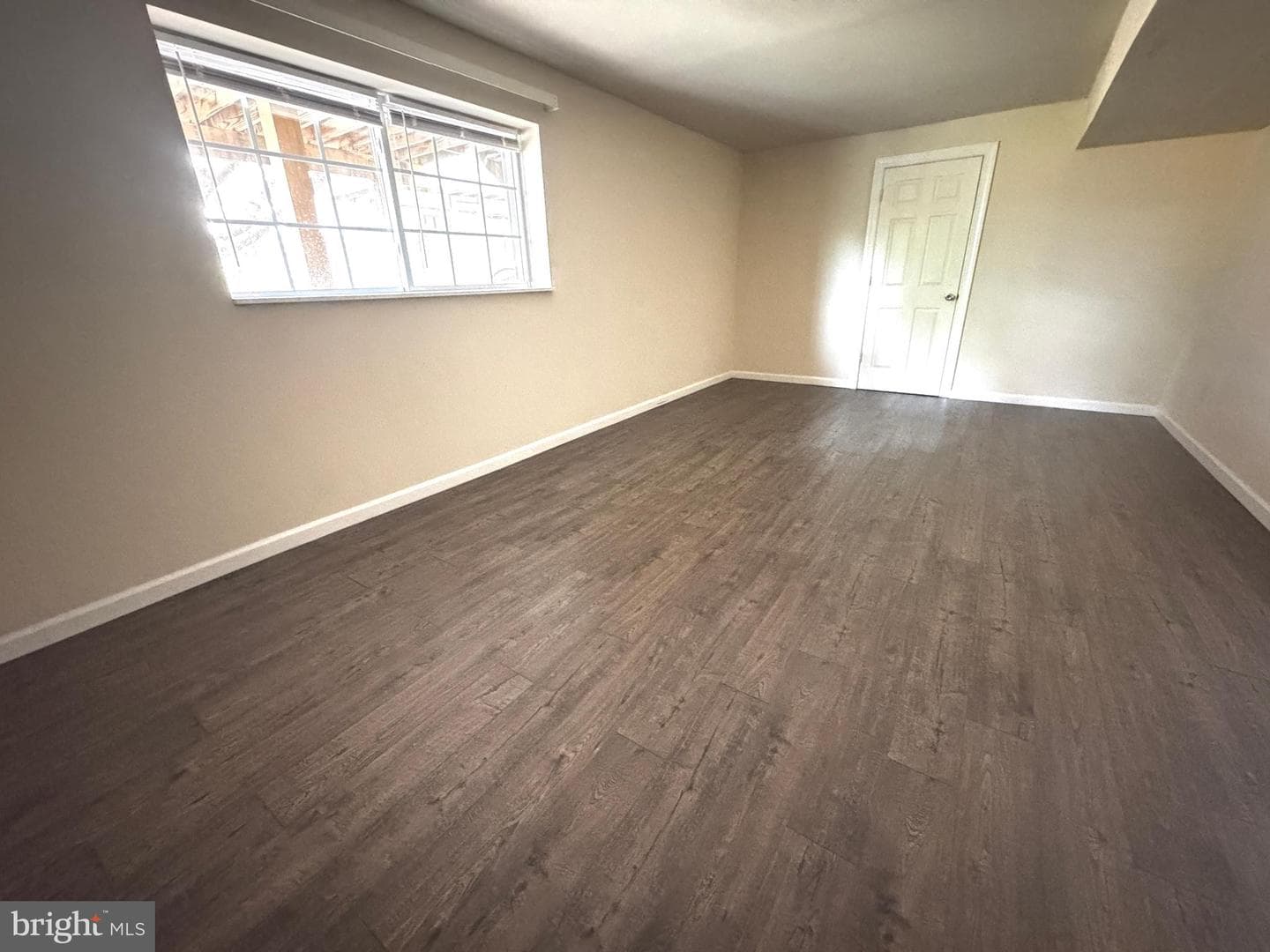 125 Mission Drive photo 36
