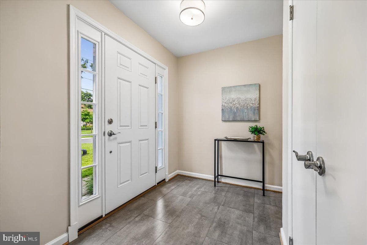 11602 Coldstream Drive photo 4