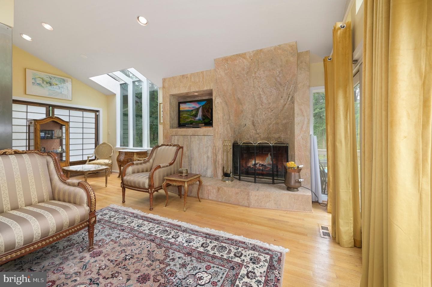 10204 Falls Road photo 15