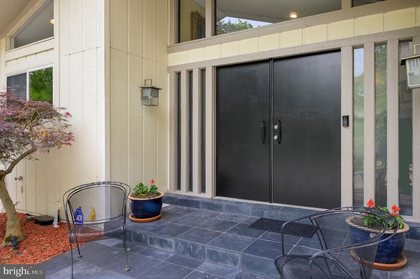 10204 Falls Road photo 5