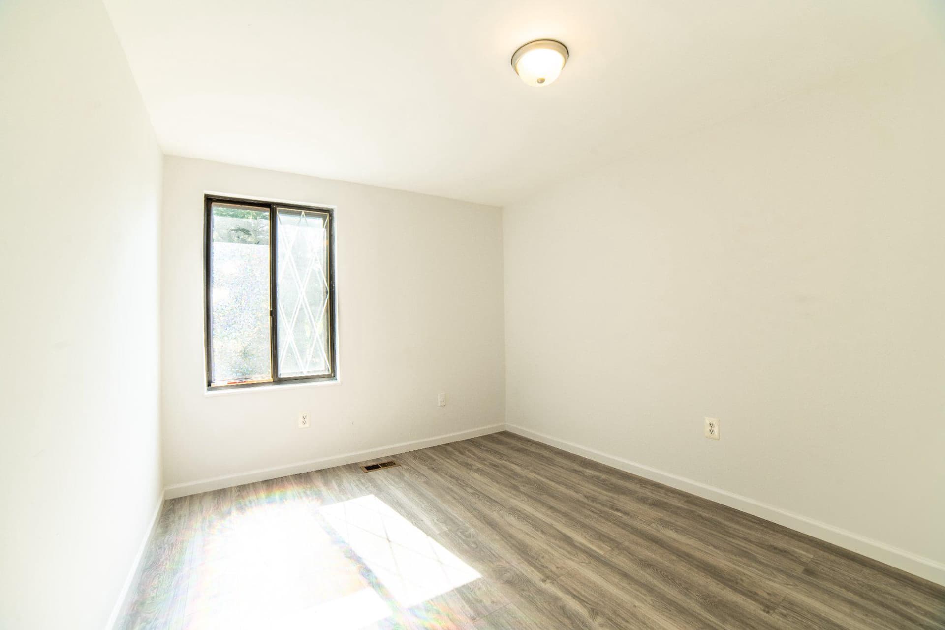 11652 Bedford Court photo 18