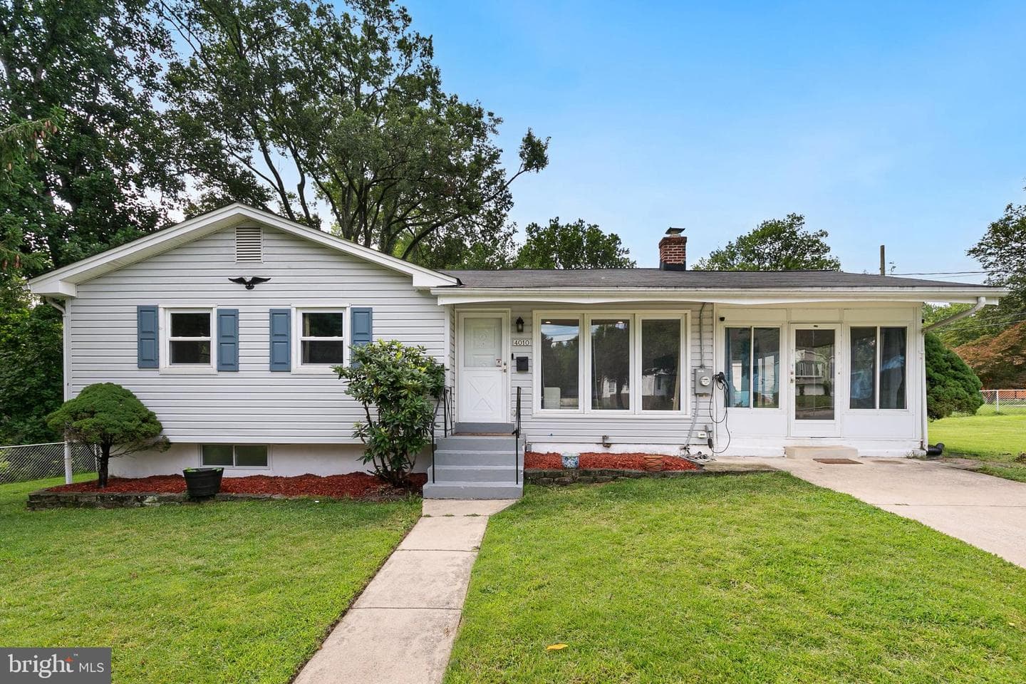 4010 Elizabeth Street photo 1