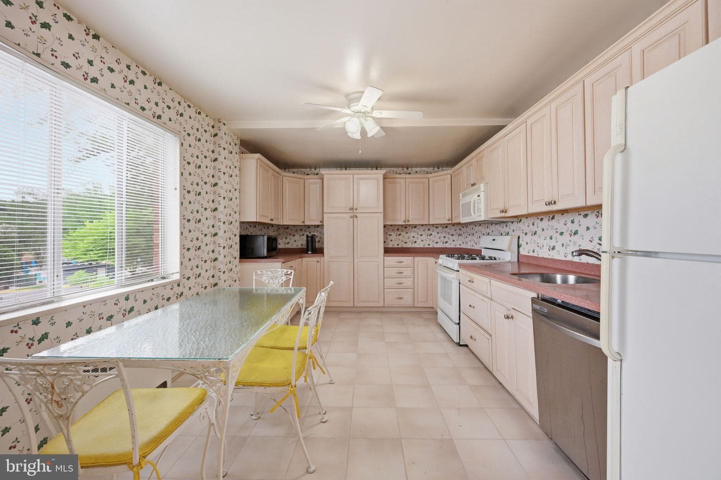 5301 Westbard Circle #334 photo 10