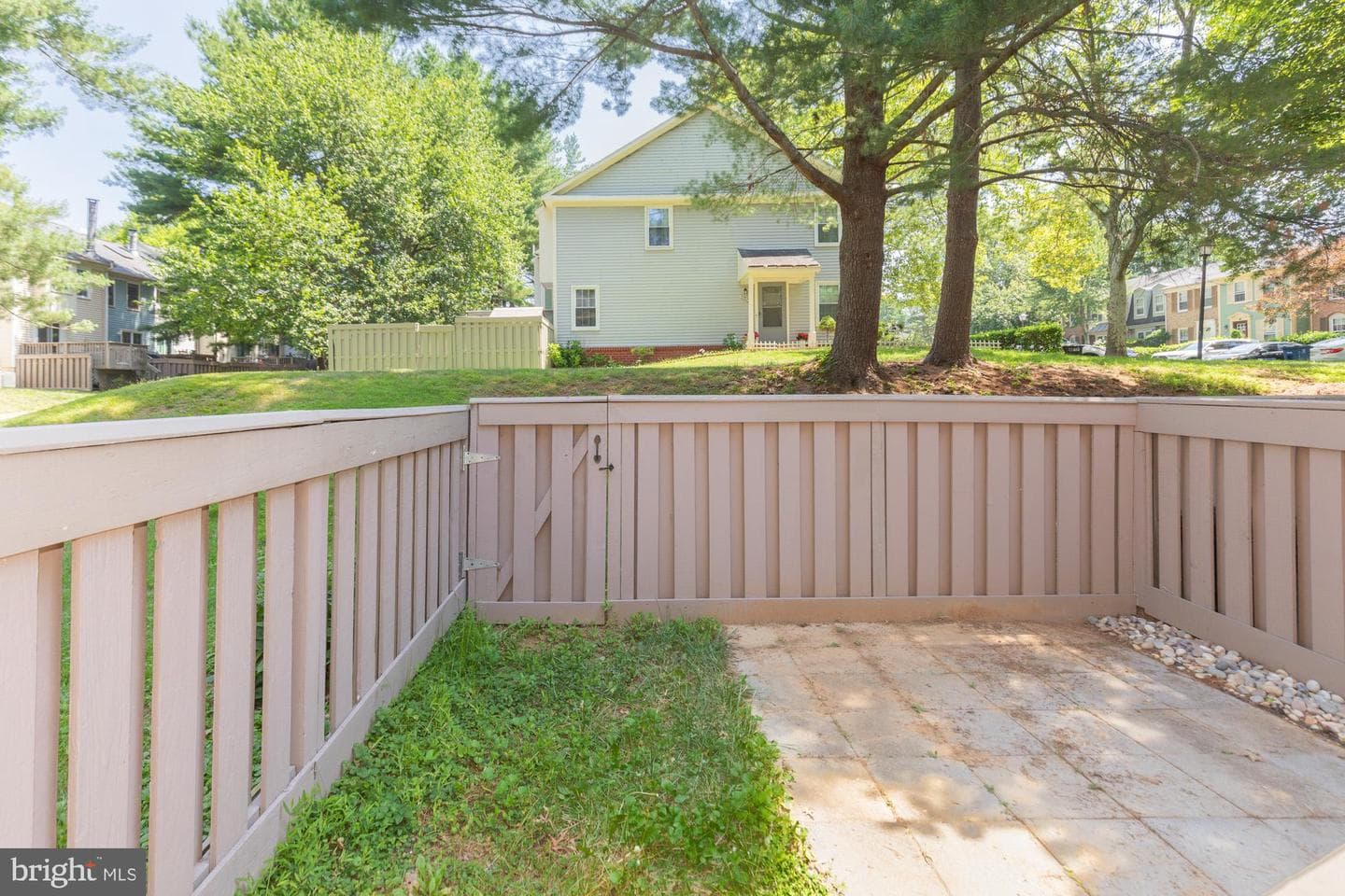 20528 Strath Haven Drive photo 22