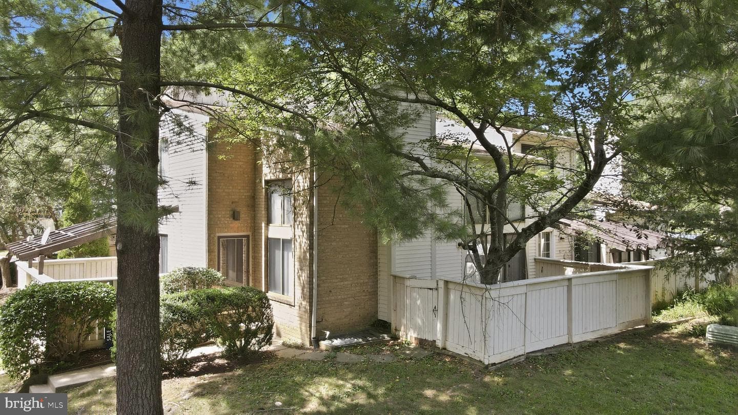 20201 Spring Haven Court photo 3