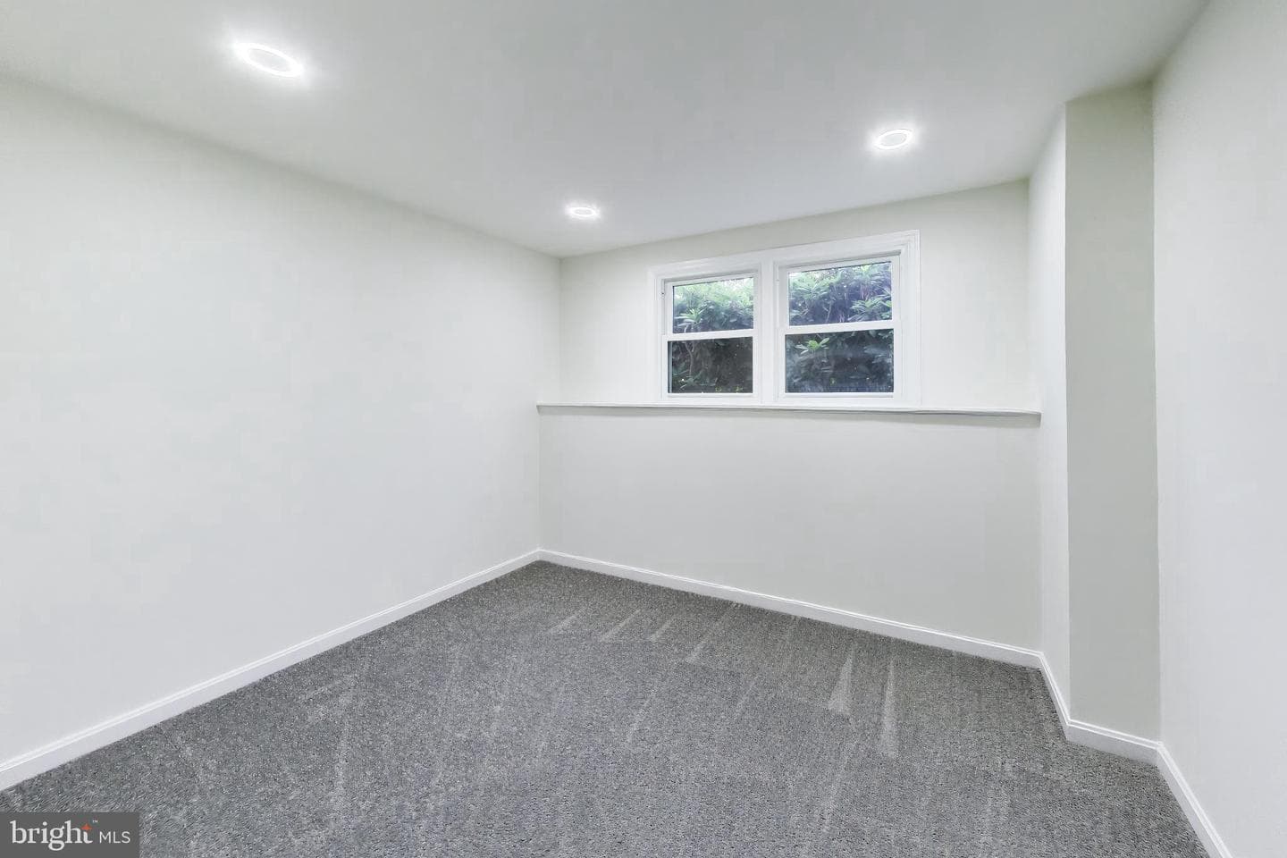 835 Flagler Drive photo 33