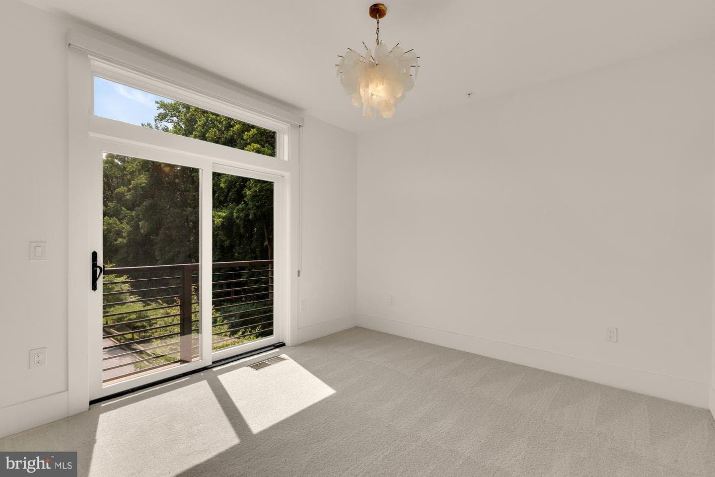 142 Winsome Circle photo 29