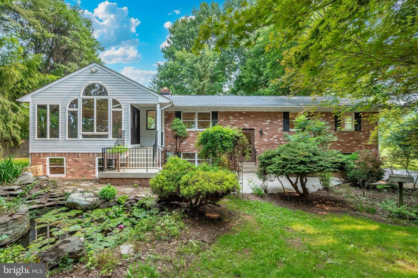 13715 Lewisdale Road photo 2