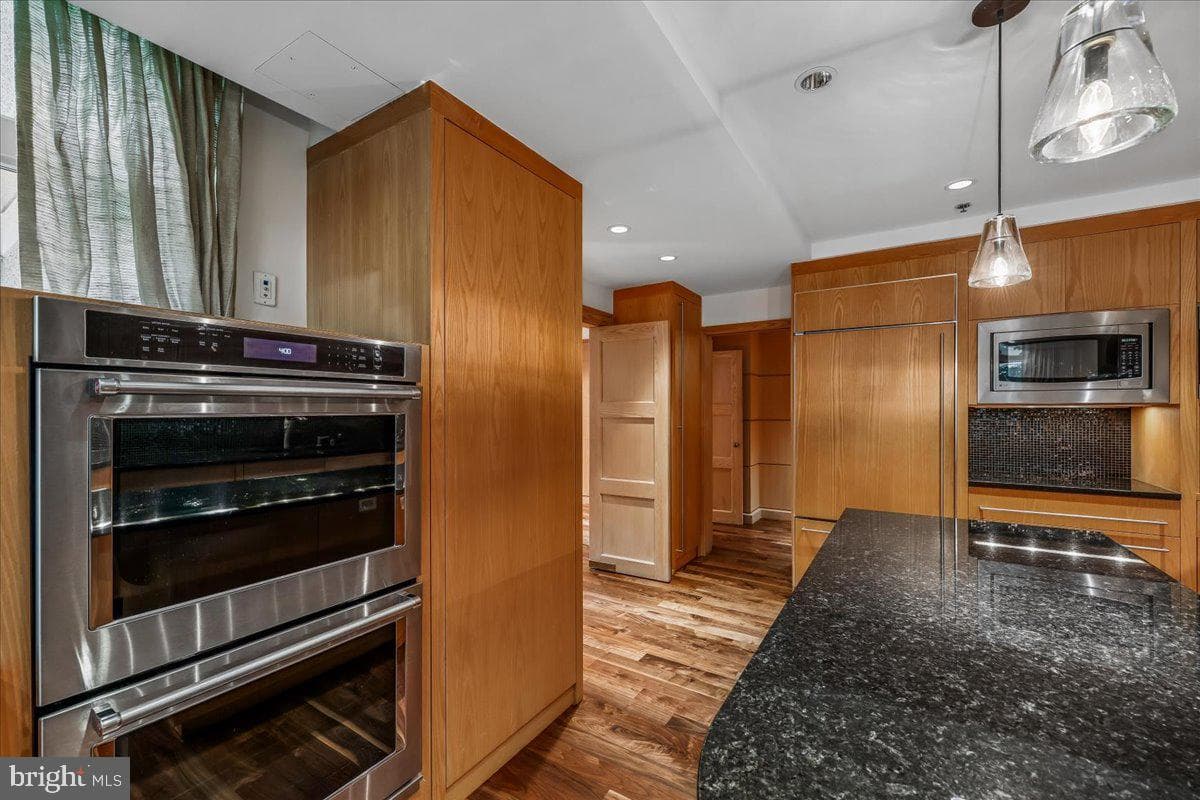 5610 Wisconsin Avenue #103 photo 13