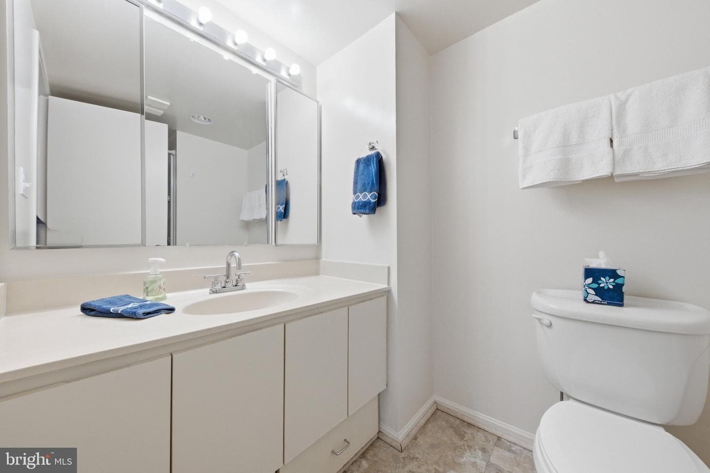 15107 Interlachen Drive #2-115 photo 28