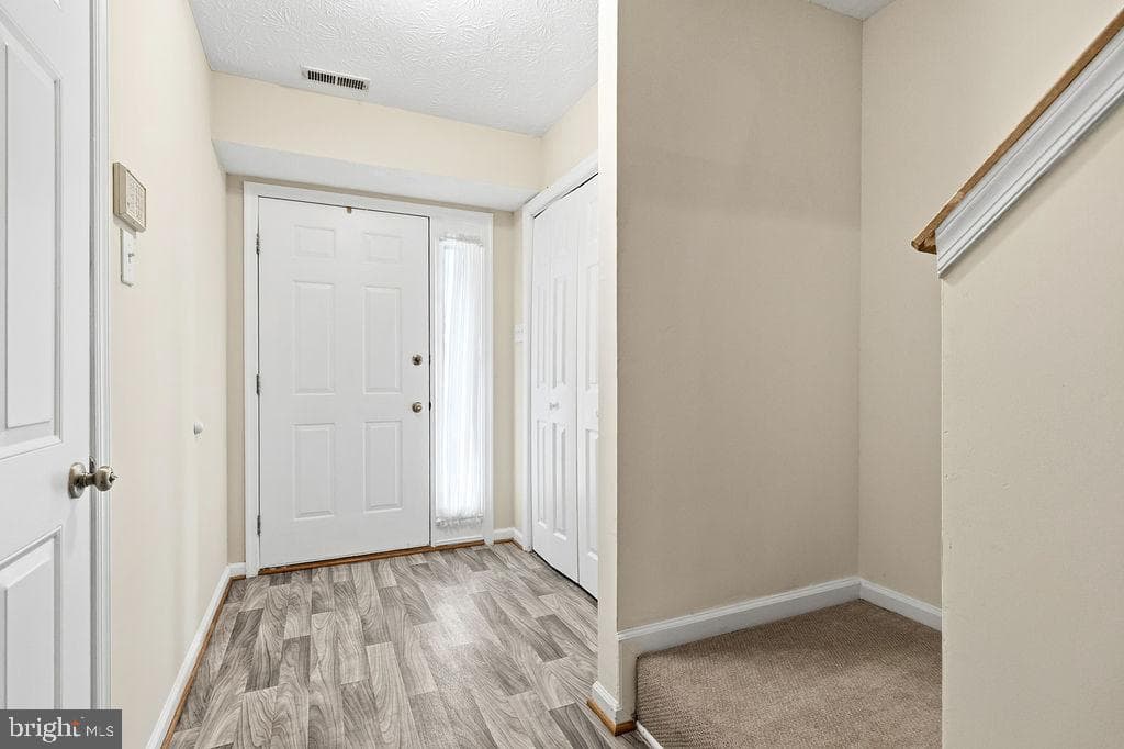 17901 Cottonwood Terrace photo 4