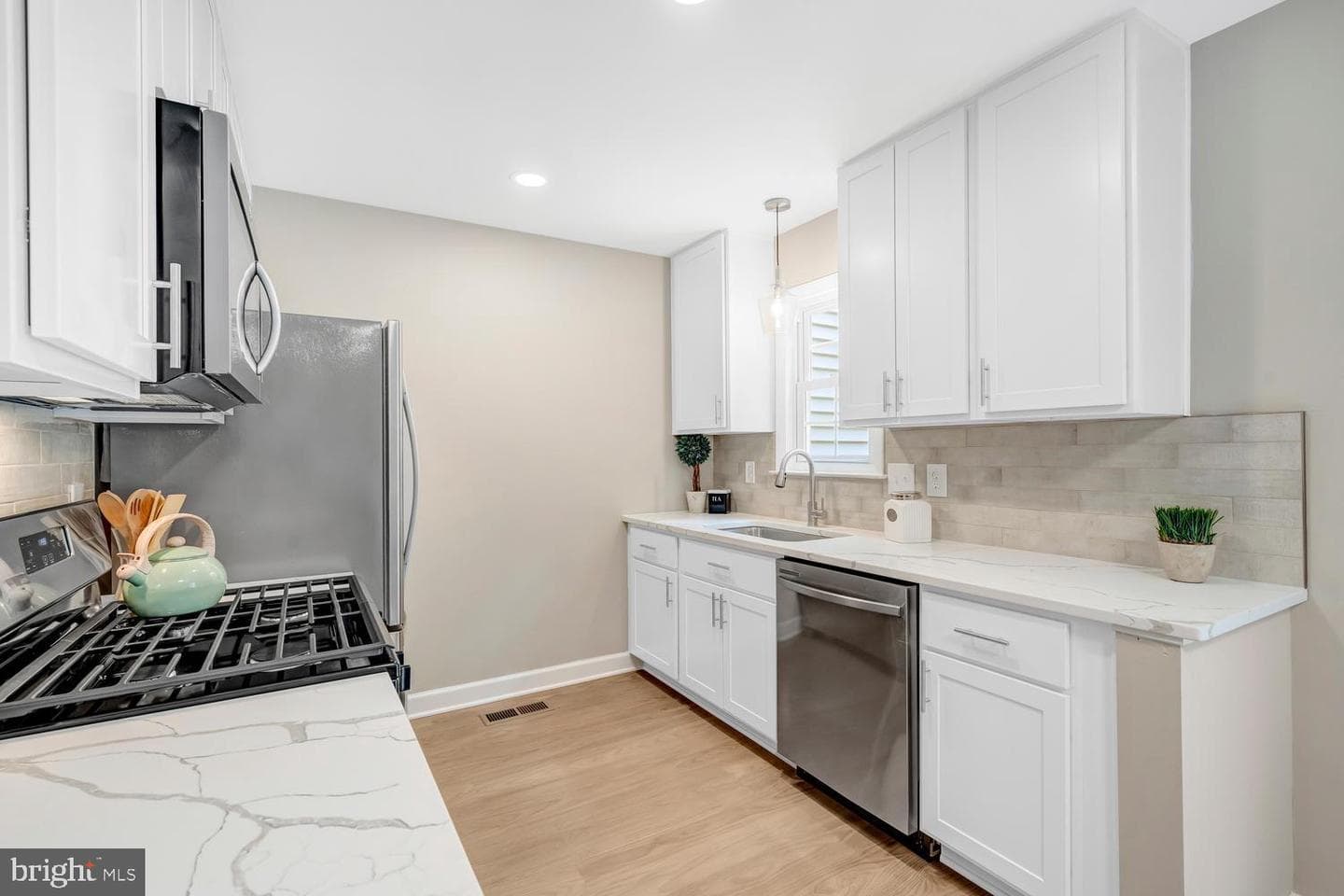 1308 Alderton Lane photo 15