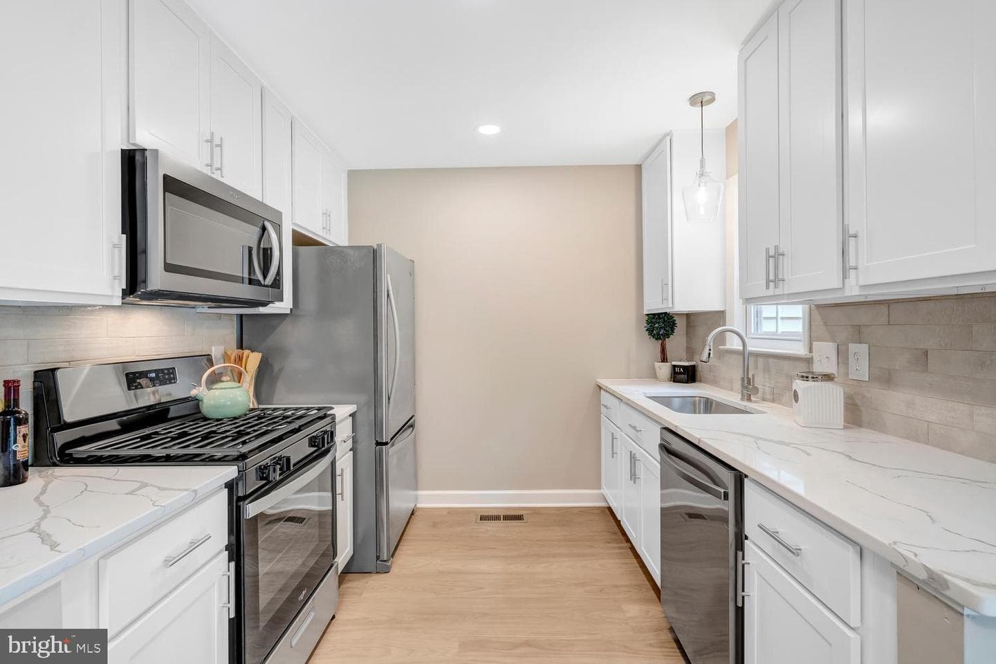 1308 Alderton Lane photo 17