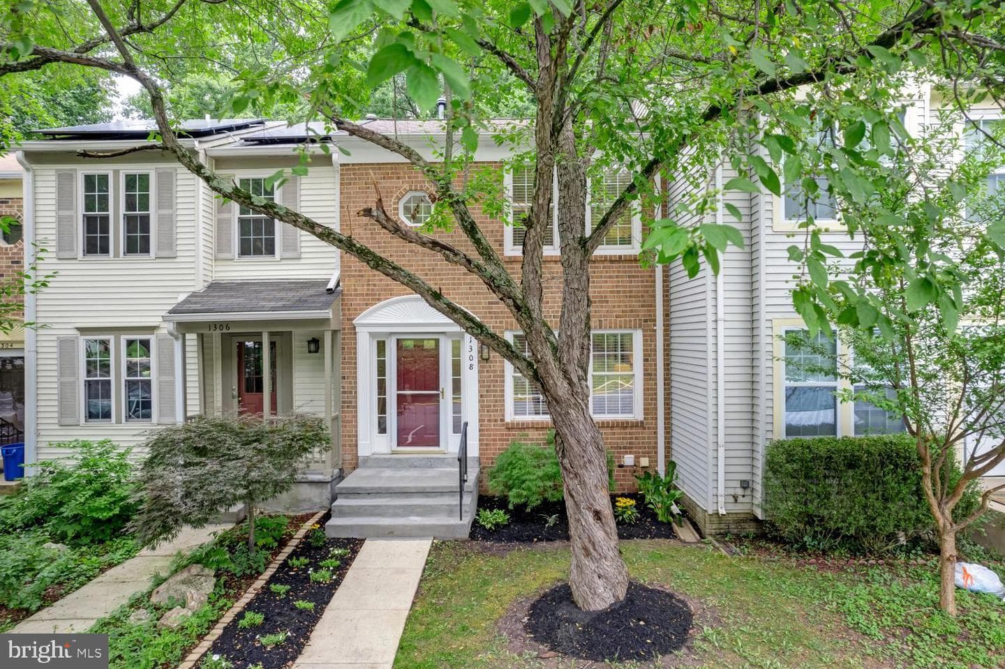 1308 Alderton Lane photo 3