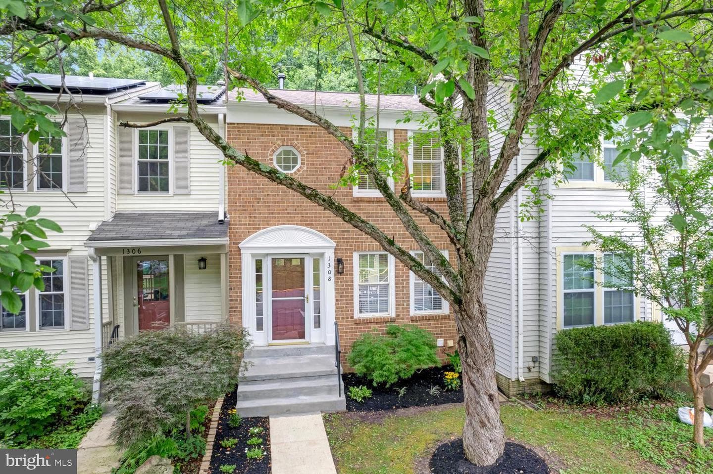 1308 Alderton Lane photo 4
