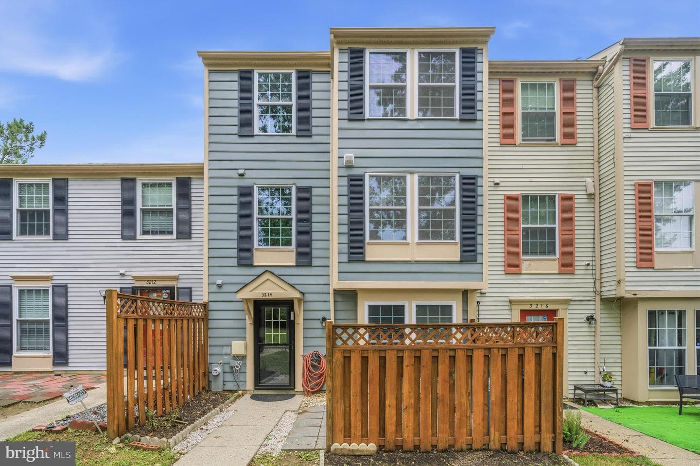 3214 Tapestry Circle photo 4