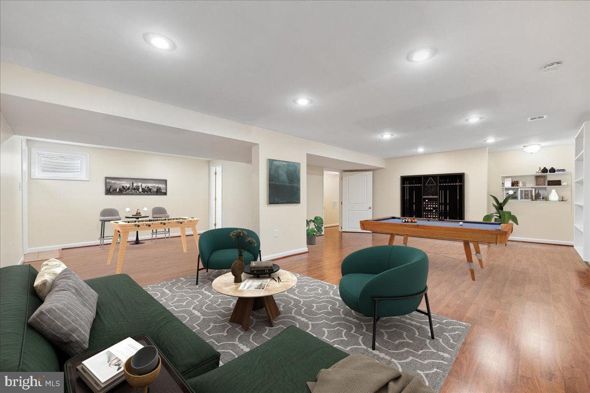 11315 Gainsborough Road photo 6